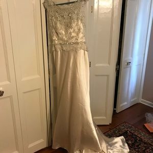 Wedding dress
